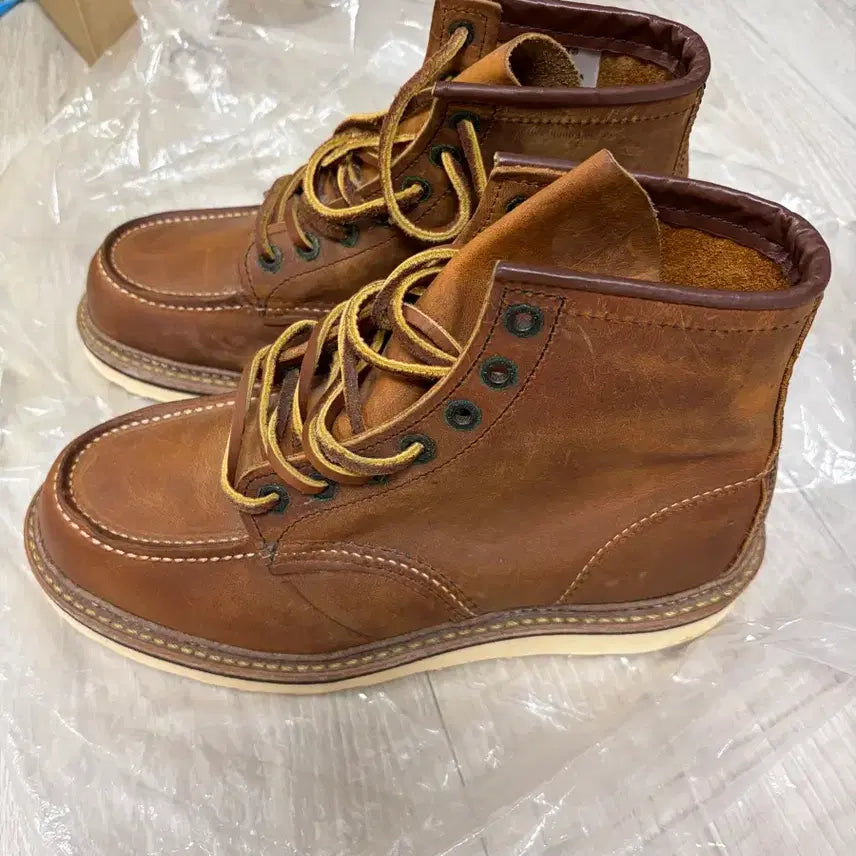[BUNJANG] Red Wing 1907 Moc Toe Boots (250 / 7D) / 레드윙 1907