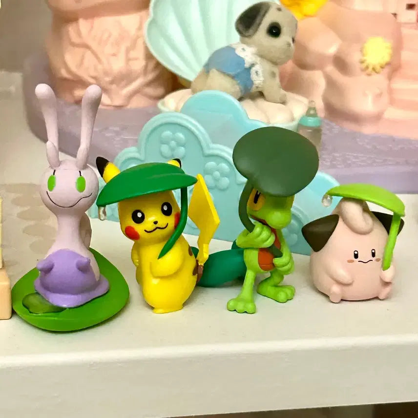[BUNJANG] Pokemon "Catching the Rain" Gacha Figure Set (Sealed) / 포켓몬 보슬보슬 비 피하기 피규어 가챠 미개봉 4세트