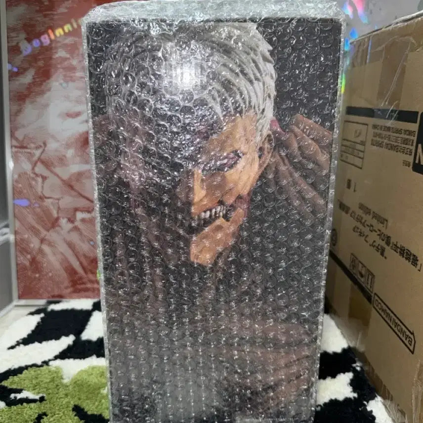 [BUNJANG] Attack on Titan Armored Titan A Prize Figure (Sealed) / [미개봉] 진격의 거인 갑옷거인 A상 피규어