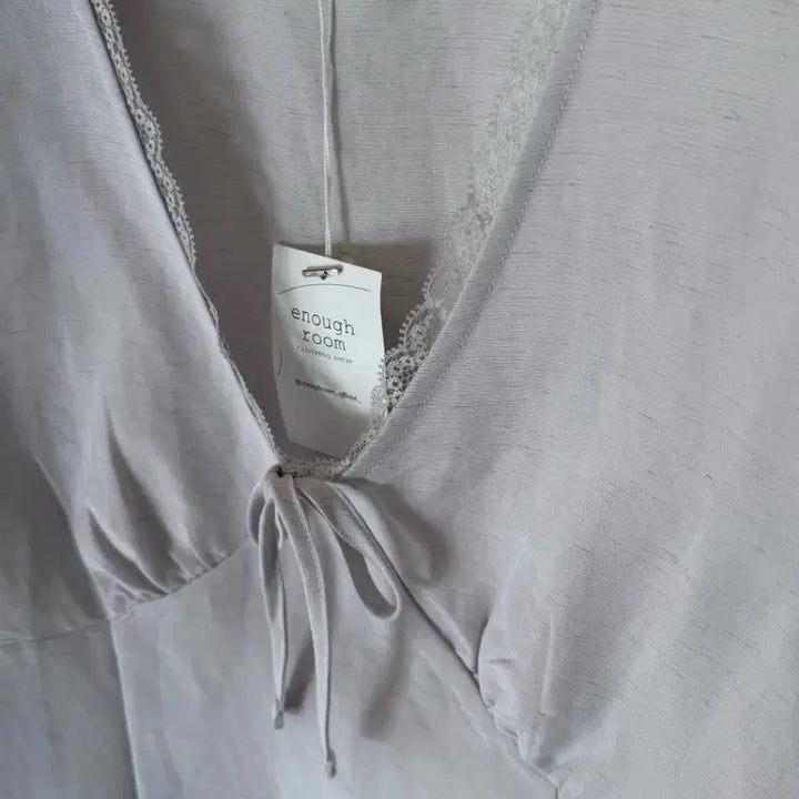 [BUNJANG] Lace Puff Short Sleeve Blouse / 레이스 퍼프 반팔 블라우스