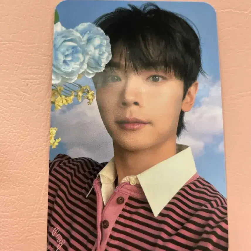 [BUNJANG] Lucy Official Fanclub 1st Gen Yechan Photocard / 루시 공식팬클럽 1기 - 예찬 포카