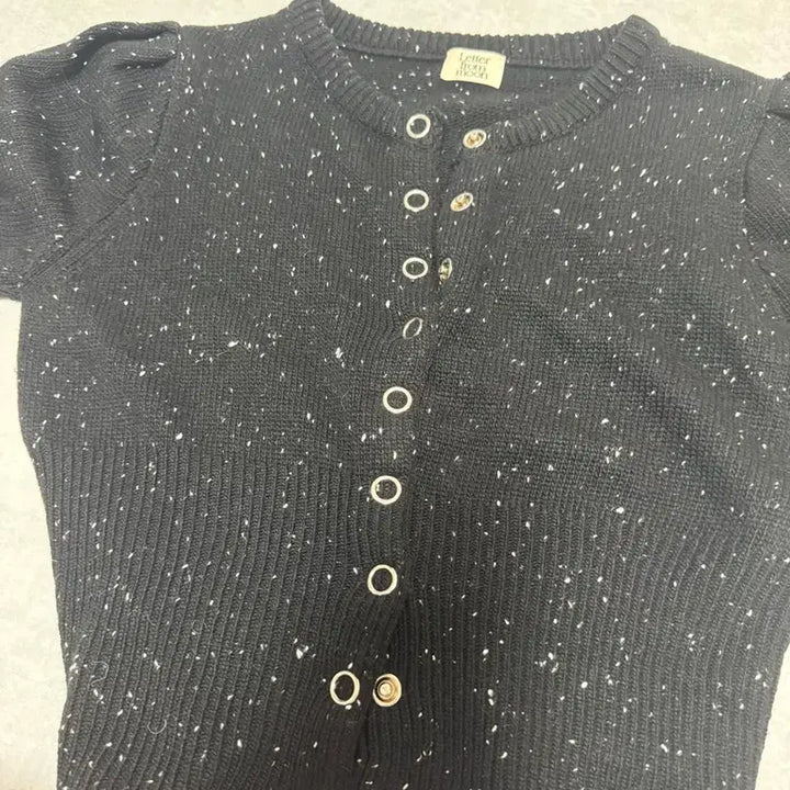 [BUNJANG] Letter From Moon Connie Dust Half Cardigan Black / 레터프롬문 코니 더스트 하프 가디건 블랙