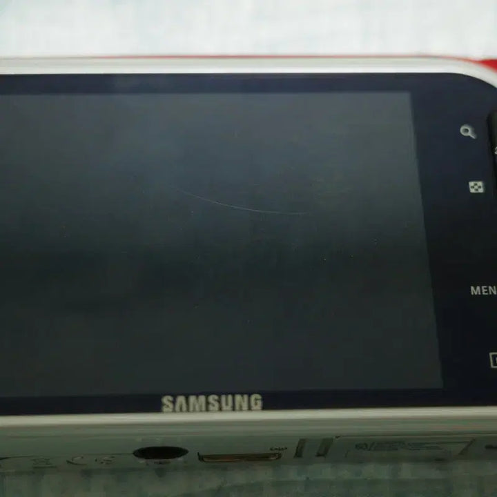 [BUNJANG] Samsung Blue NV100 HD Vintage Digital Camera - Red/Silver / 삼성 블루 NV100 HD 빈티지 디카 레드 실버