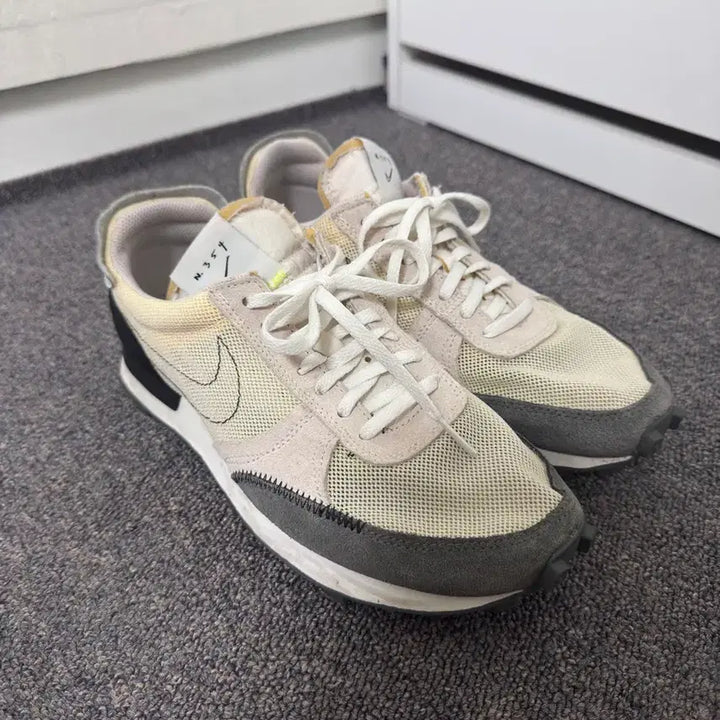 [BUNJANG] Nike Daybreak N.354 Ivory / 나이키 데이브레이크 N.354 아이보리 250