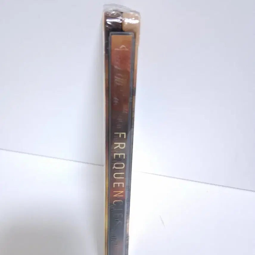 [BUNJANG] Frequencies Blu-ray Steelbook (Sealed) / (미개봉)프리퀀시스 블루레이 스틸북