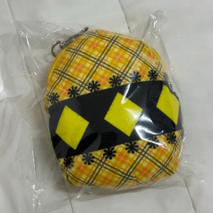 [BUNJANG] Character Transformation Lily Pass Pouch "Diamond" / 캐릭캐릭체인지 릴패스 파우치 다이아