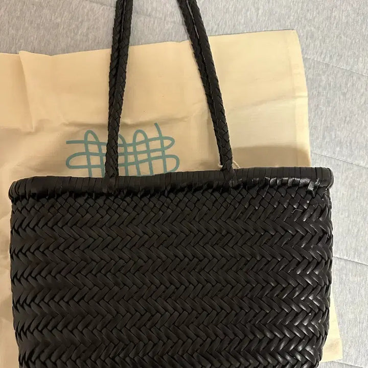 [BUNJANG] Dragon Diffusion Mini Flat Gora Long Handle Bag / 드레곤 디퓨전백