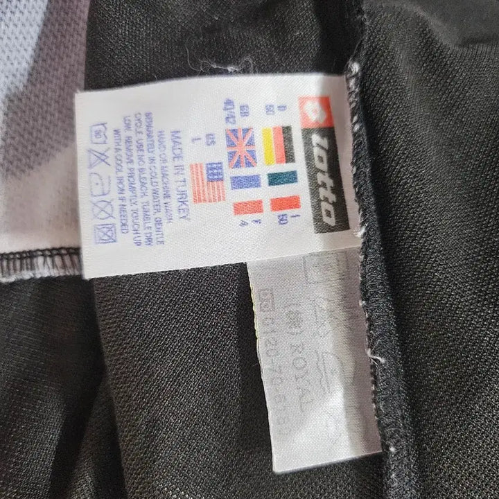 [BUNJANG] Juventus 2002-2003 Home Football Jersey Size L / 02-03 유벤투스 홈 L사이즈