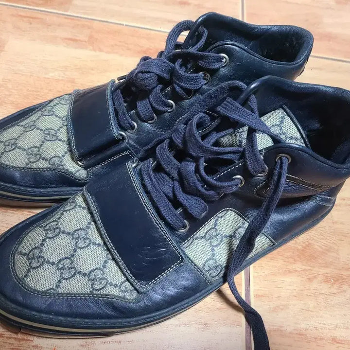 [BUNJANG] Gucci Mid Sneakers Size 6.5 (265) - Damaged, Repair Recommended / 정품 구찌 미드 스니커즈6.5 (265)(파손,수선요망