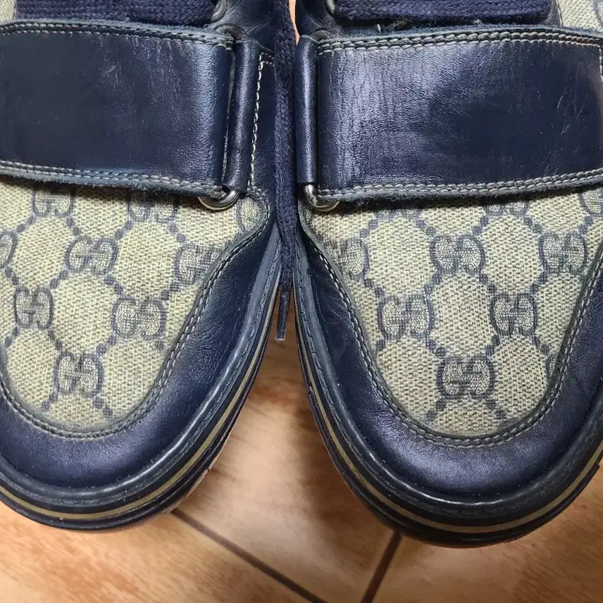 [BUNJANG] Gucci Mid Sneakers Size 6.5 (265) - Damaged, Repair Recommended / 정품 구찌 미드 스니커즈6.5 (265)(파손,수선요망