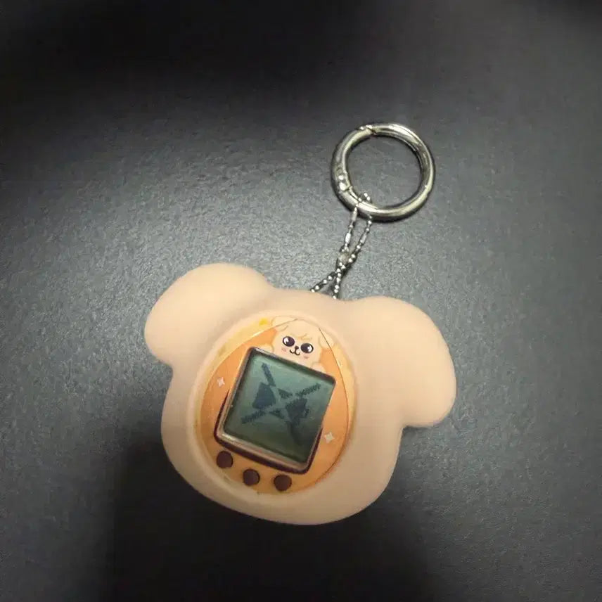 [BUNJANG] Stray Kids SKZOO Periperi Tamagotchi / 스키즈 스키주 퍼핌 다마고치 판매