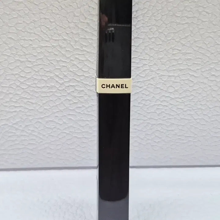 [BUNJANG] Chanel Summer Essentials Set Rattan Pouch &amp; Le Volume Mascara Golden Brown Limited Edition / 한정판! 샤넬 썸머 에센셜 세트 라탄 파우치 레베쥬 마스카라 골든 브라운