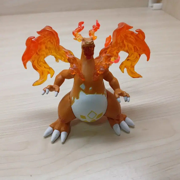 [SOLD OUT] 포켓몬스터 리자몽 거다이맥스 피규어
