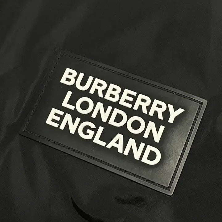 [BUNJANG] Burberry London Windbreaker Black XL / 버버리 런던 바람막이 블랙 XL (105)
