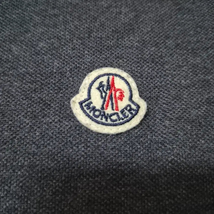 [BUNJANG] Moncler Long Sleeve Polo Shirt Charcoal Gray / 몽클레어 긴팔 카라티 챠콜 그레이
