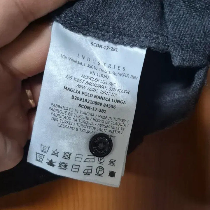 [BUNJANG] Moncler Long Sleeve Polo Shirt Charcoal Gray / 몽클레어 긴팔 카라티 챠콜 그레이