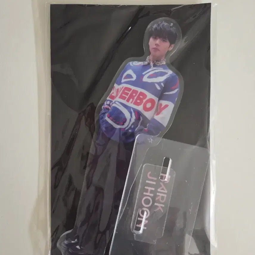 [BUNJANG] Park Ji Hoon 2019 Therefore Transparent Standee &amp; Transparent Keyring Bundle Set / 박지훈 2019 Therefore 투명 등신대 투명키링 일괄판매