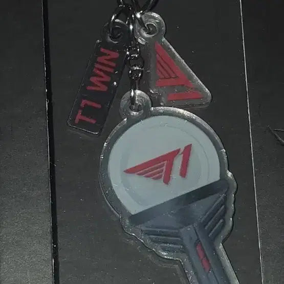 [BUNJANG] T1 Support Stick Keychain / T1 티원 응원봉 키링