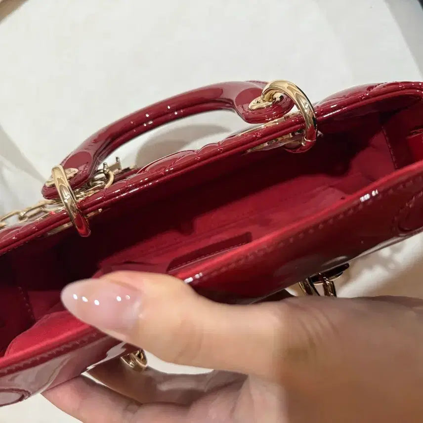 [BUNJANG] Dior Lady Dior Small Patent Leather Bag - Cherry Red / 디올 레이디백 스몰 페이던트 레드