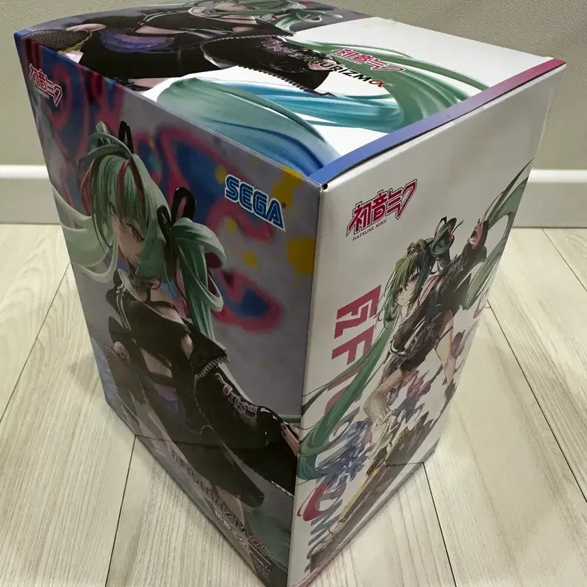 [BUNJANG] SEGA Hatsune Miku Punk Figure (Sealed) / <미개봉> SEGA 하츠네 미쿠 펑크 피규어