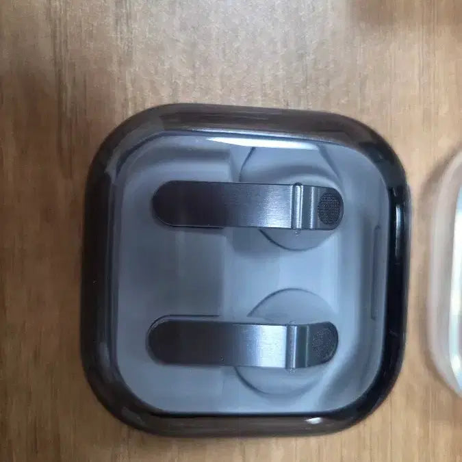 [BUNJANG] Samsung Galaxy Buds 4 (White) - Unsealed / 갤럭시 버즈4 일반형 화이트 단순개봉품