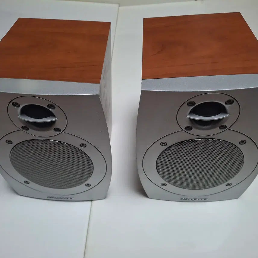 [BUNJANG] Mission 760 Bookshelf Speakers &amp; Accessories Bundle / 미션 760 북쉘프스피커 외 몇가지판매