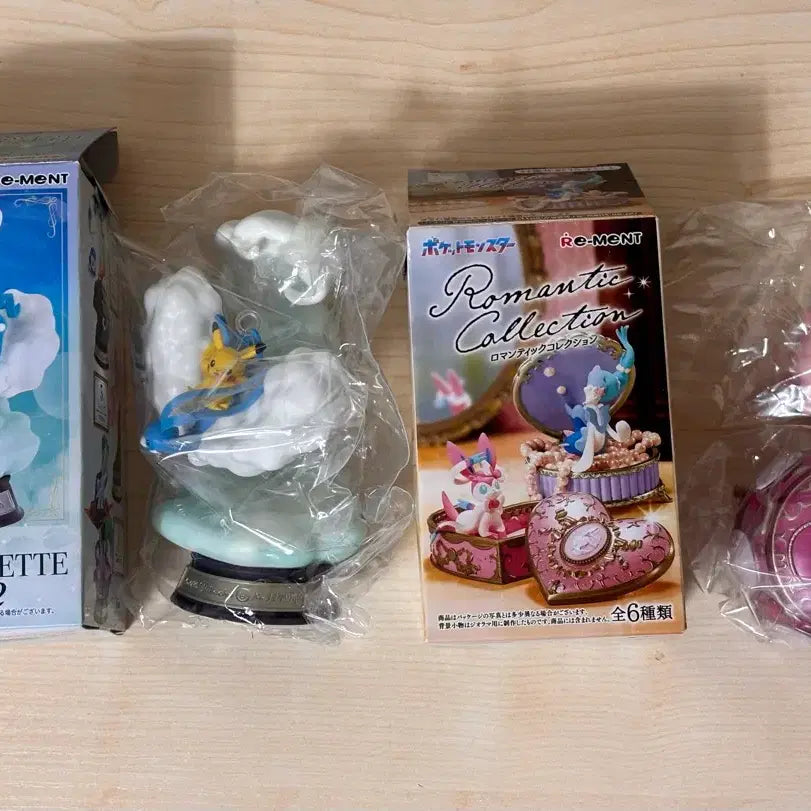 [SOLD OUT] 이브이즈 코인,가챠, 리멘트 팝니다! 에브이 글레이시아 부스터 파비코리