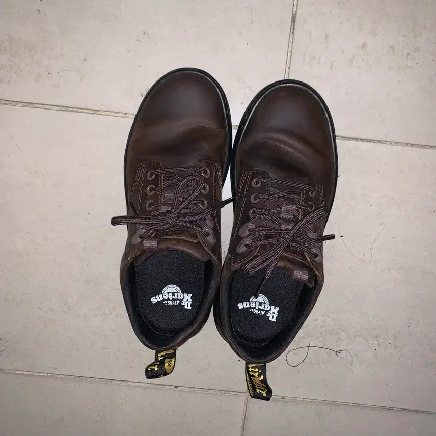 [BUNJANG] Dr. Martens Leith Dark Brown Leather Boots (US Women&