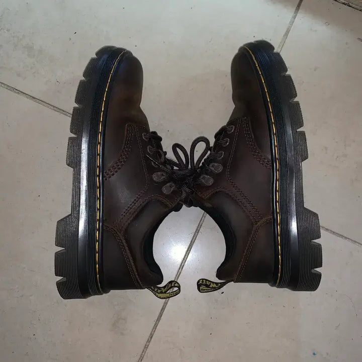 [BUNJANG] Dr. Martens Leith Dark Brown Leather Boots (US Women&