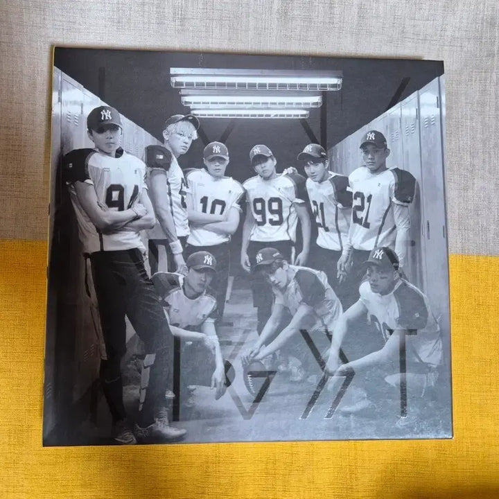 [SOLD OUT] 엑소(EXO)럽미라잇 앨범
