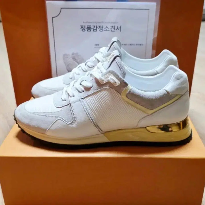 [BUNJANG] Louis Vuitton Run Away Sneakers White Gold 38.5 / 루이비통 런어웨이 스니커즈 화이트 골드 38.5 (정품)