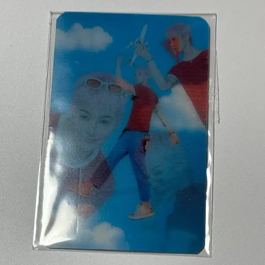 [BUNJANG] G-Dragon Hologram Card (Sealed) / (미개봉) 지드래곤 여기어때 홀로그램 카드