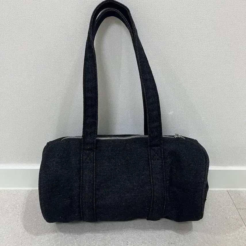 [BUNJANG] Marithe Francois Girbaud x Innisfree Denim Shoulder Bag (New) / 마리떼 프랑소와 저버 x 이니스프리 데님백 (새제품)