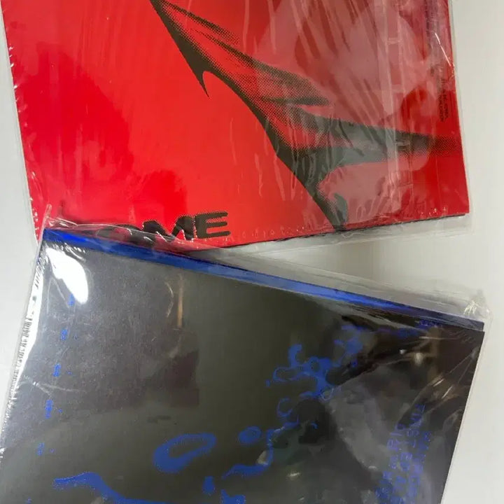 [BUNJANG] Hanroro 1st &amp; 2nd Album Set (Sealed) / 급처) 한로로 CD 1,2집 이상비행 집 미개봉