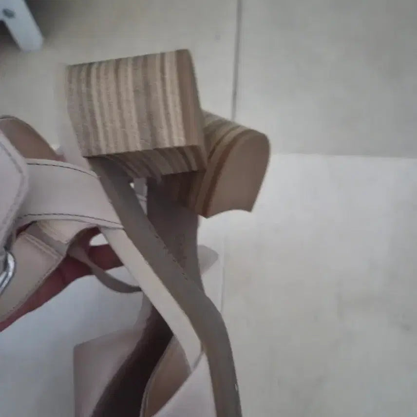 [BUNJANG] Gabor Comfortable Sandals Beige Size 240 / 한번신음)가버 편안한 샌들 베이지 240