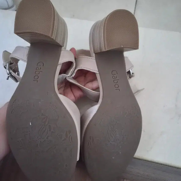 [BUNJANG] Gabor Comfortable Sandals Beige Size 240 / 한번신음)가버 편안한 샌들 베이지 240