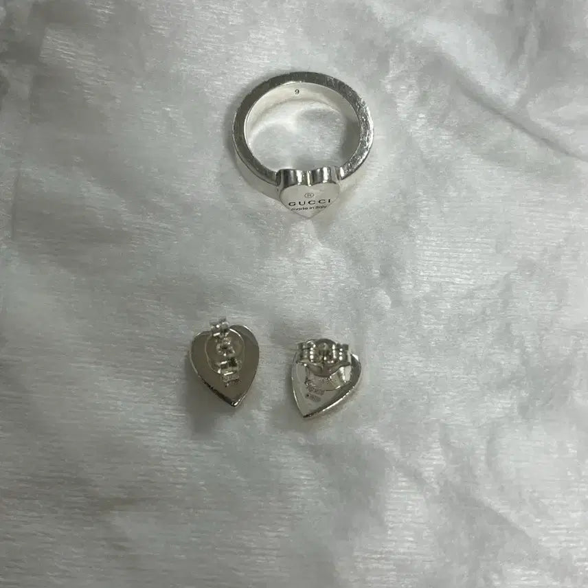 [BUNJANG] Gucci Heart Earrings and Ring Set / 구찌 하트 귀걸이 반지 세트로 판매합니다