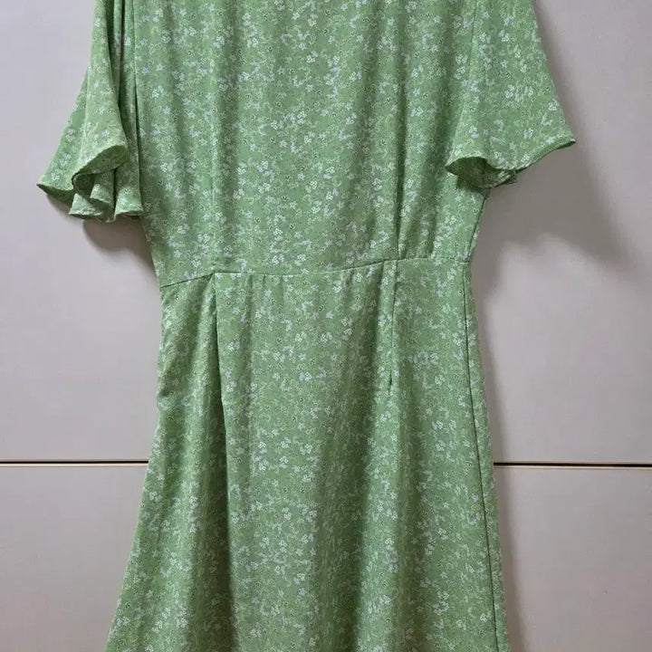 [BUNJANG] Zara Floral Pattern Mini Dress Green M / 자라 플라워패턴 그린 미니 원피스 M