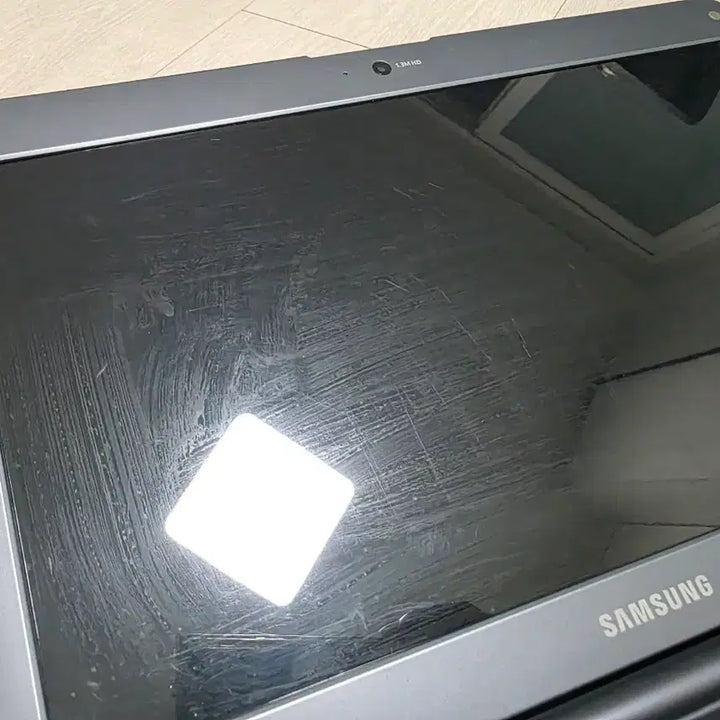 [BUNJANG] Samsung NT-RC410-S33S Laptop / 삼성 노트북 NT-RC410-S33S 모델 판매합니다.
