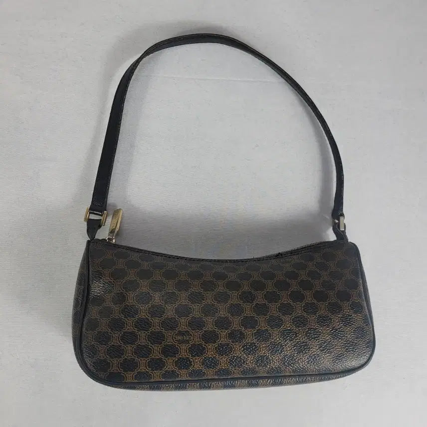 [BUNJANG] Celine Triomphe Shoulder Bag Brown / 셀린느 트리오페 숄더백 브라운