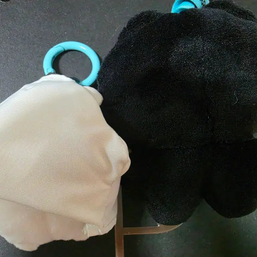 [SOLD OUT] 할로윈 망그러진곰 키링 인형 2종 세트 팝니다
