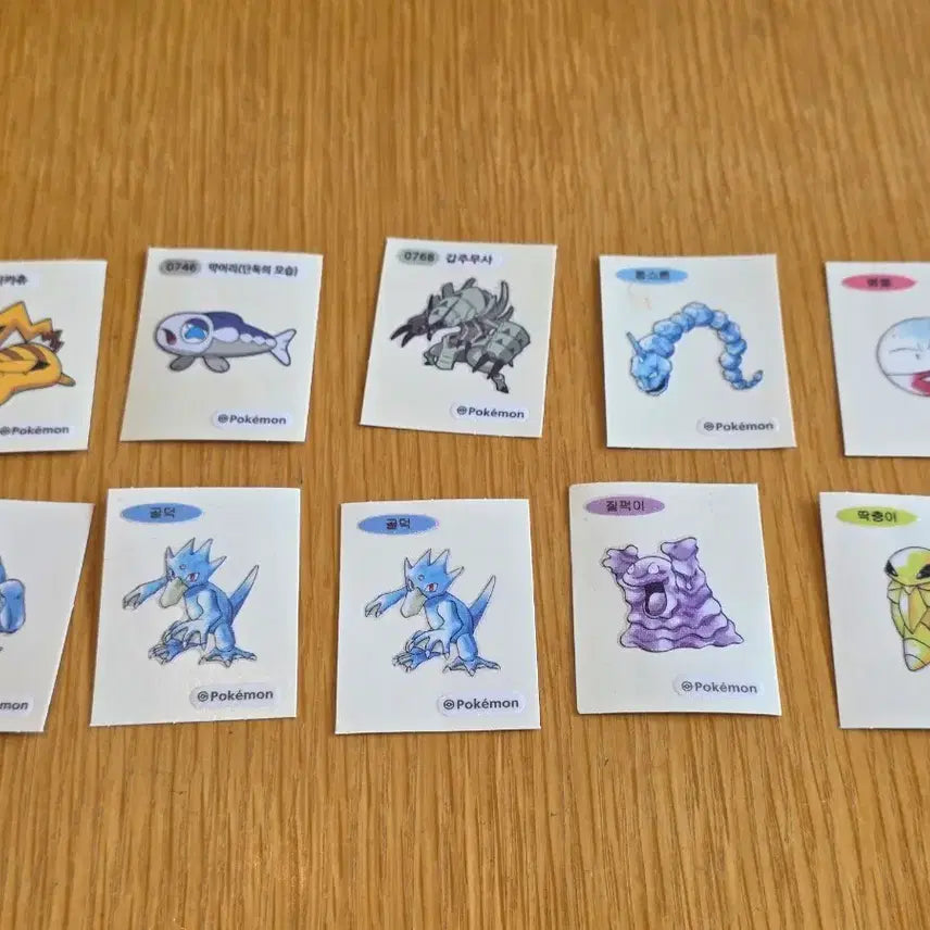[BUNJANG] Pokemon Stickers Bundle - Pikachu, Golduck, Geodude, Escavalier, Voltorb, Croagunk, Machop / 포켓몬 띠부띠부씰 일괄 피카츄 골덕 롱스톤 갑주무사 붐볼 악어리 알통몬