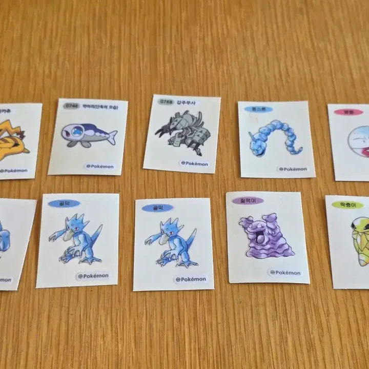 [BUNJANG] Pokemon Stickers Bundle - Pikachu, Golduck, Geodude, Escavalier, Voltorb, Croagunk, Machop / 포켓몬 띠부띠부씰 일괄 피카츄 골덕 롱스톤 갑주무사 붐볼 악어리 알통몬
