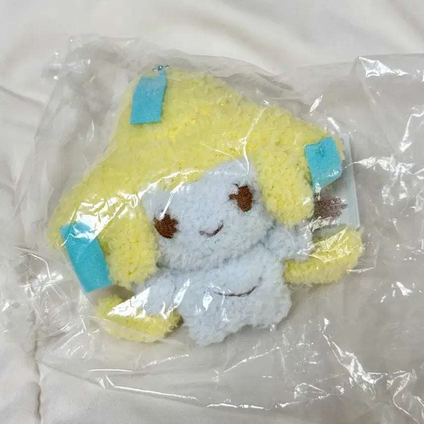 [SOLD OUT] 포켓몬스터 포켓피스 지라치 인형 키링