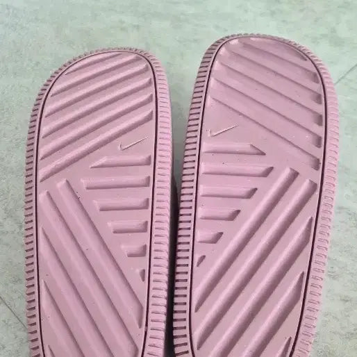 [SOLD OUT] 나이키 캄 플리플랍W