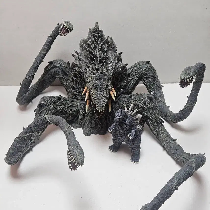 [BUNJANG] DeAgostini Godzilla vs. Biollante Monster Figures Bundle / 데아고스티니 고질라 vs 비오란테 괴수 피규어 2체 일괄 고지라