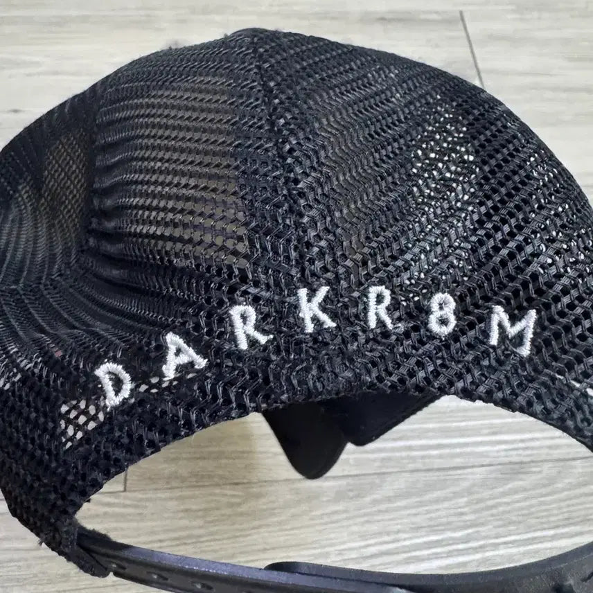 [BUNJANG] Darkroom Studio Trucker Cap / [OS] 다크룸 스튜디오 트러커캡