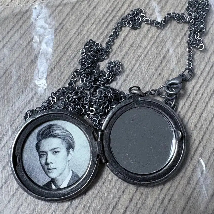 [BUNJANG] EXO "Wolf" Pendant (Sehun) / 엑소 늑대와미녀 펜던트