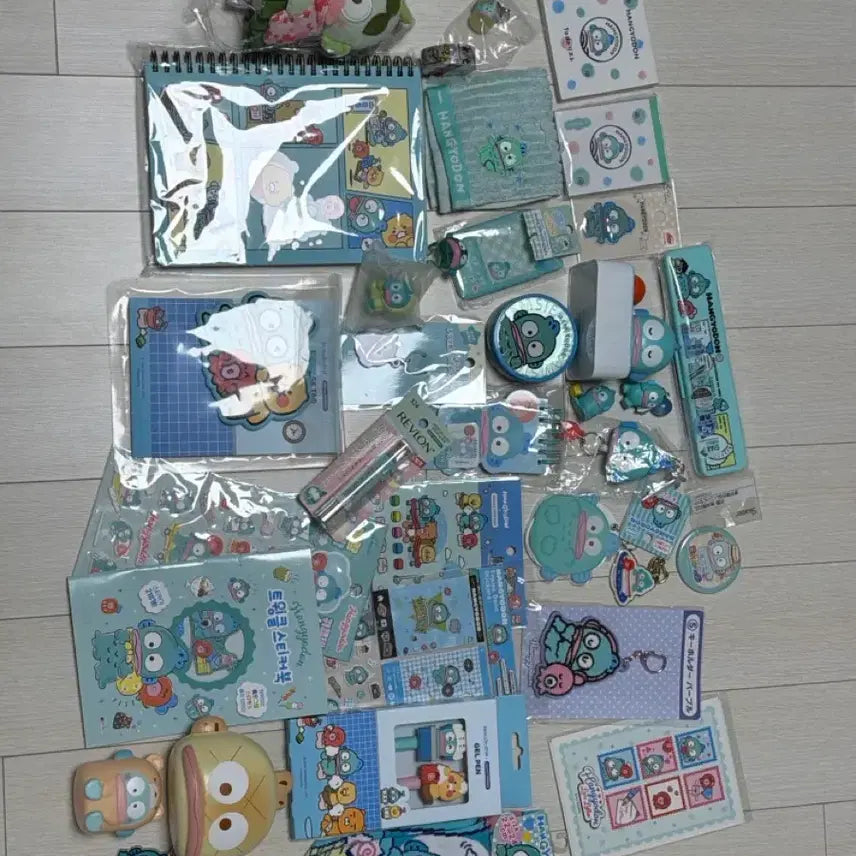 [BUNJANG] Hankyul Goods Bundle Set / 한교동 굿즈세트 일괄