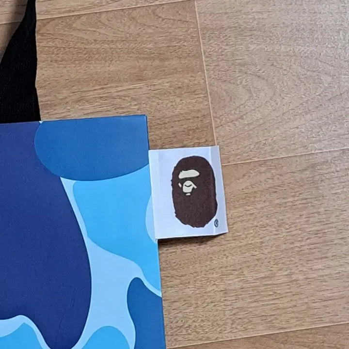 [BUNJANG] BAPE ABC Camo Blue Paper Shopping Bag Small / 베이프 ABC 카모 블루 종이 쇼핑백 S